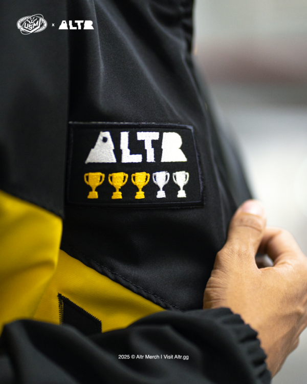 USM Legacy Jacket - Image 9